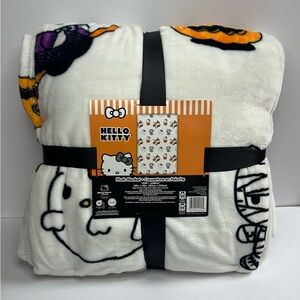 Hello Kitty Halloween Witch Mummy Ghost Pumpkin White 60 x 90" Twin Blanket NWT